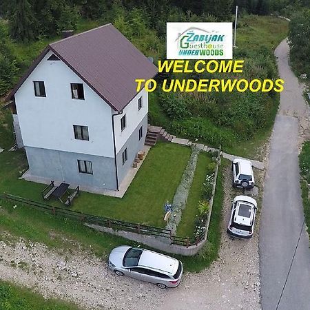 Underwoods Zabljak Guesthouse ภายนอก รูปภาพ