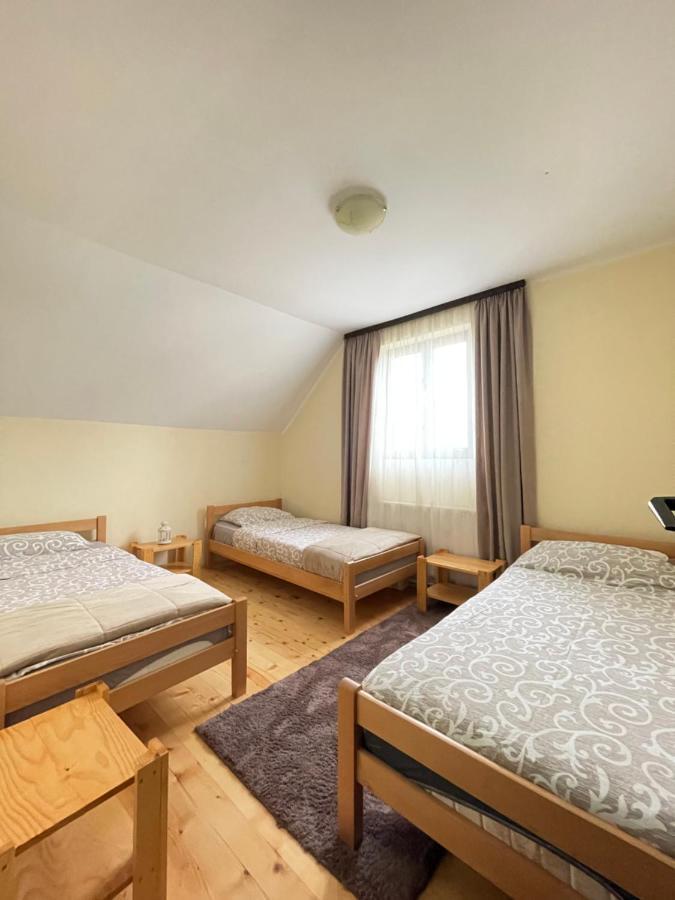 Underwoods Zabljak Guesthouse ภายนอก รูปภาพ
