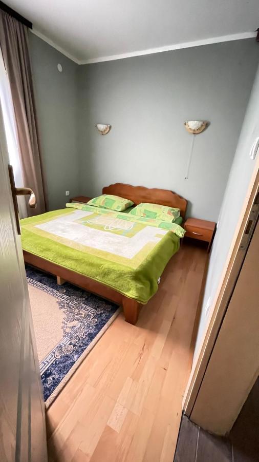 Underwoods Zabljak Guesthouse ภายนอก รูปภาพ