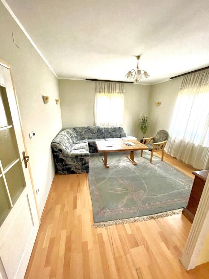 Underwoods Zabljak Guesthouse ภายนอก รูปภาพ